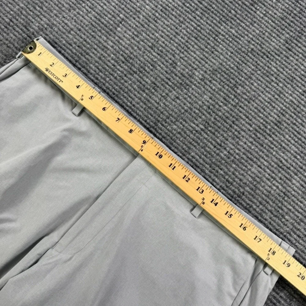Peter Millar Crown Crafted Surge Performance Shorts Mens 38 Tailored Fit Tan